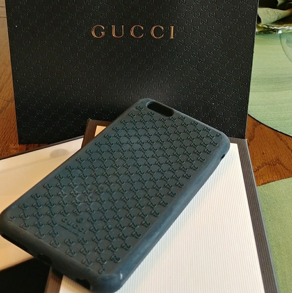 Gucci Accessories - NWT Authentic Gucci Iphone 6 plus case